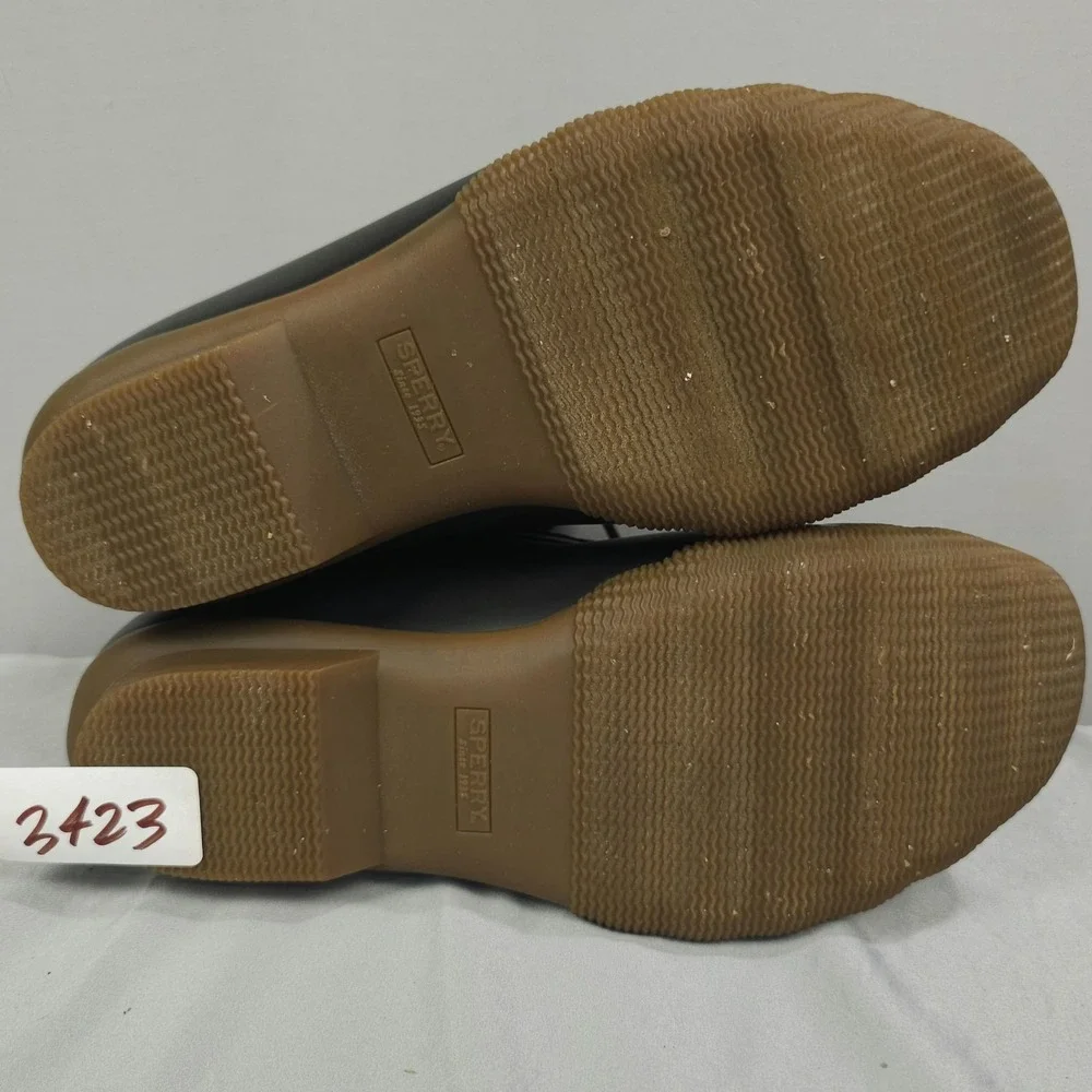 Sperry only worn